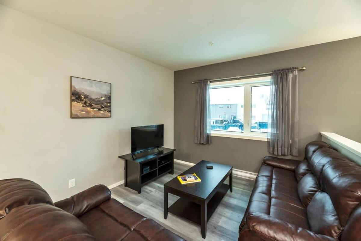 Nn - The Wanderoo - Riverdale 3-Bed 2 5-Bath ไวท์ฮอร์ส ภายนอก รูปภาพ